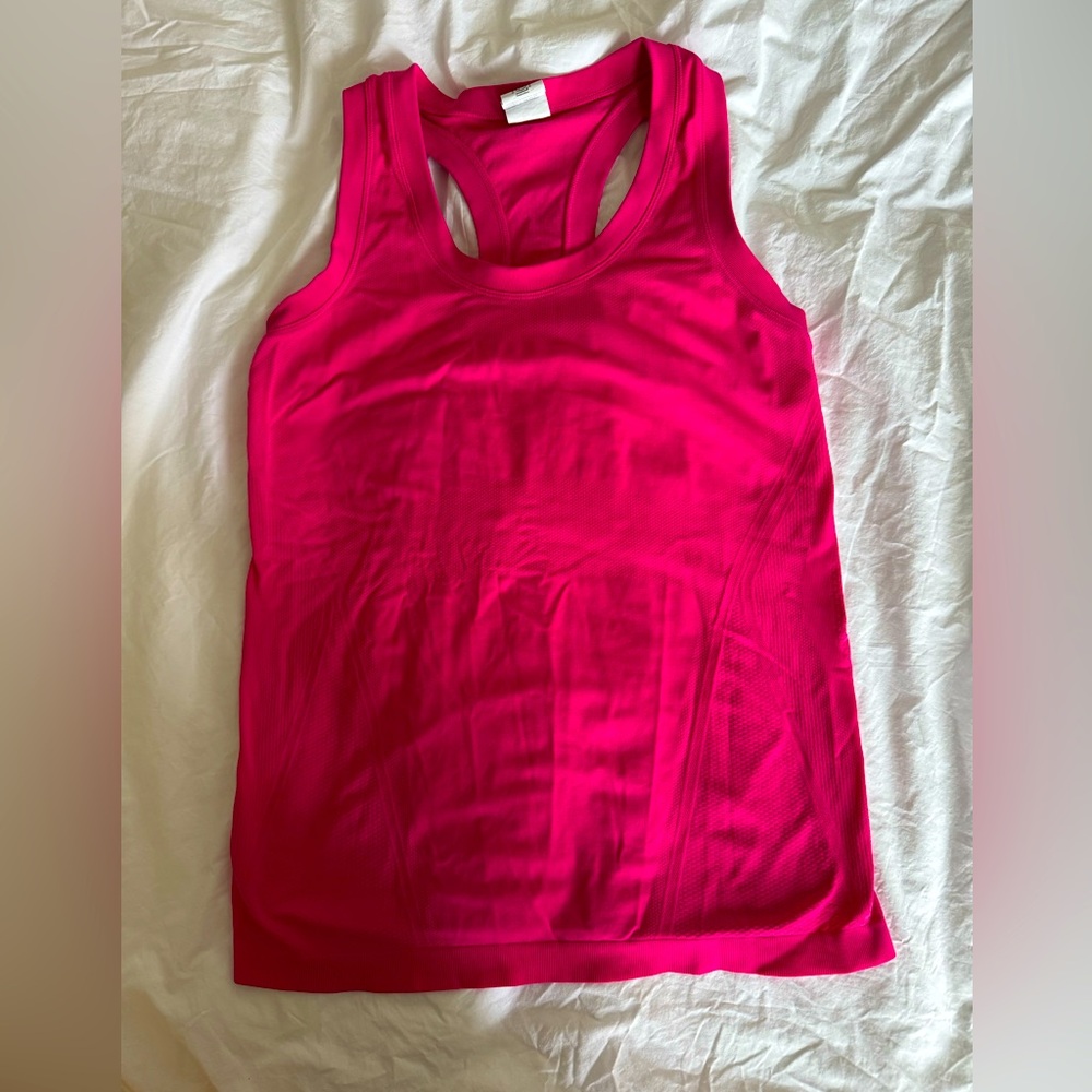 Athleta seamless racerback tank, size M, magenta